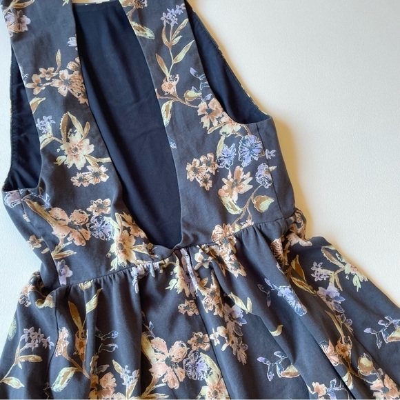 KIMCHI Blue Rebecca Floral Mock Neck Romper Size Small - Picture 14 of 16